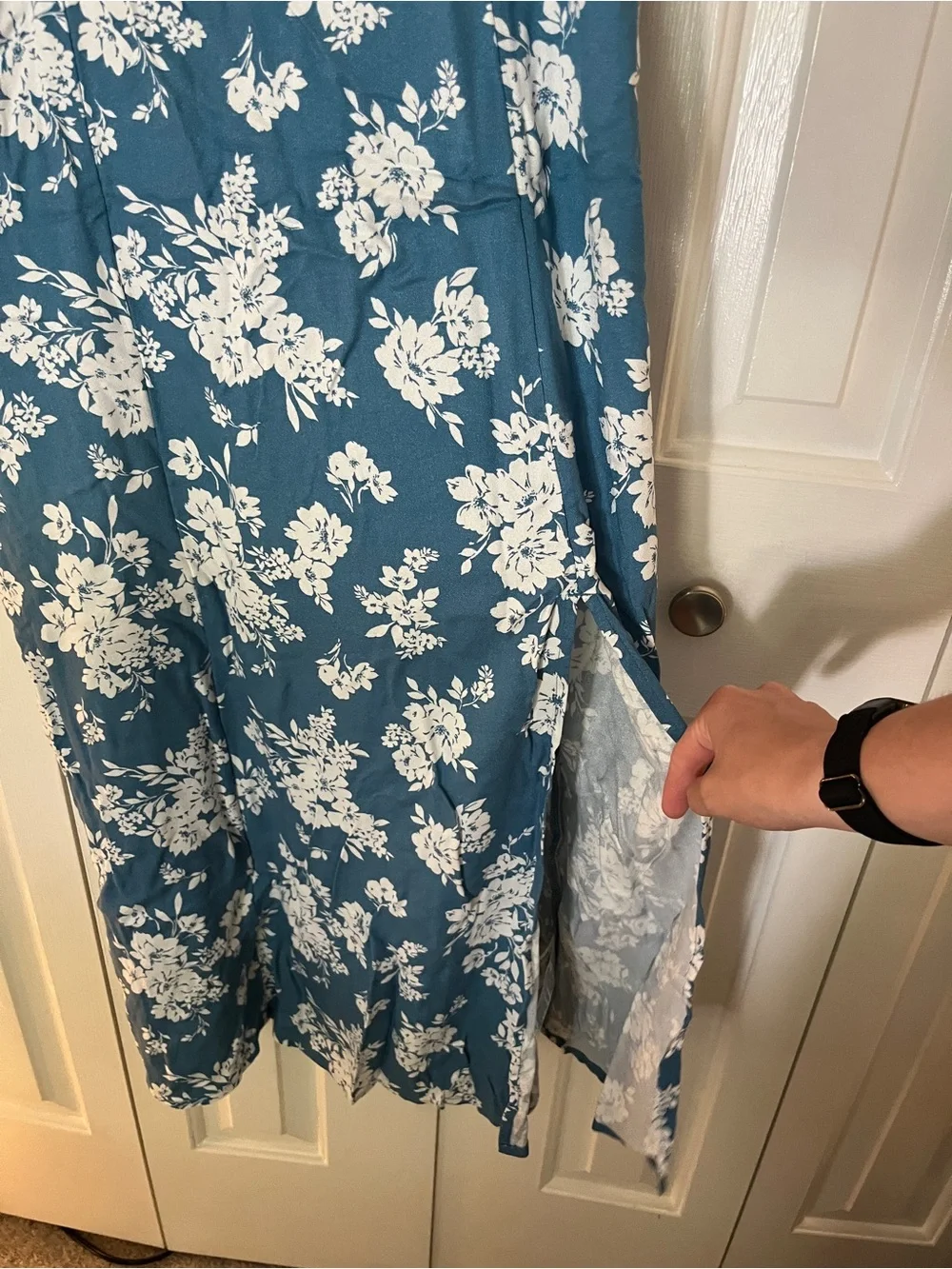 Dress - Picture 2 of 3